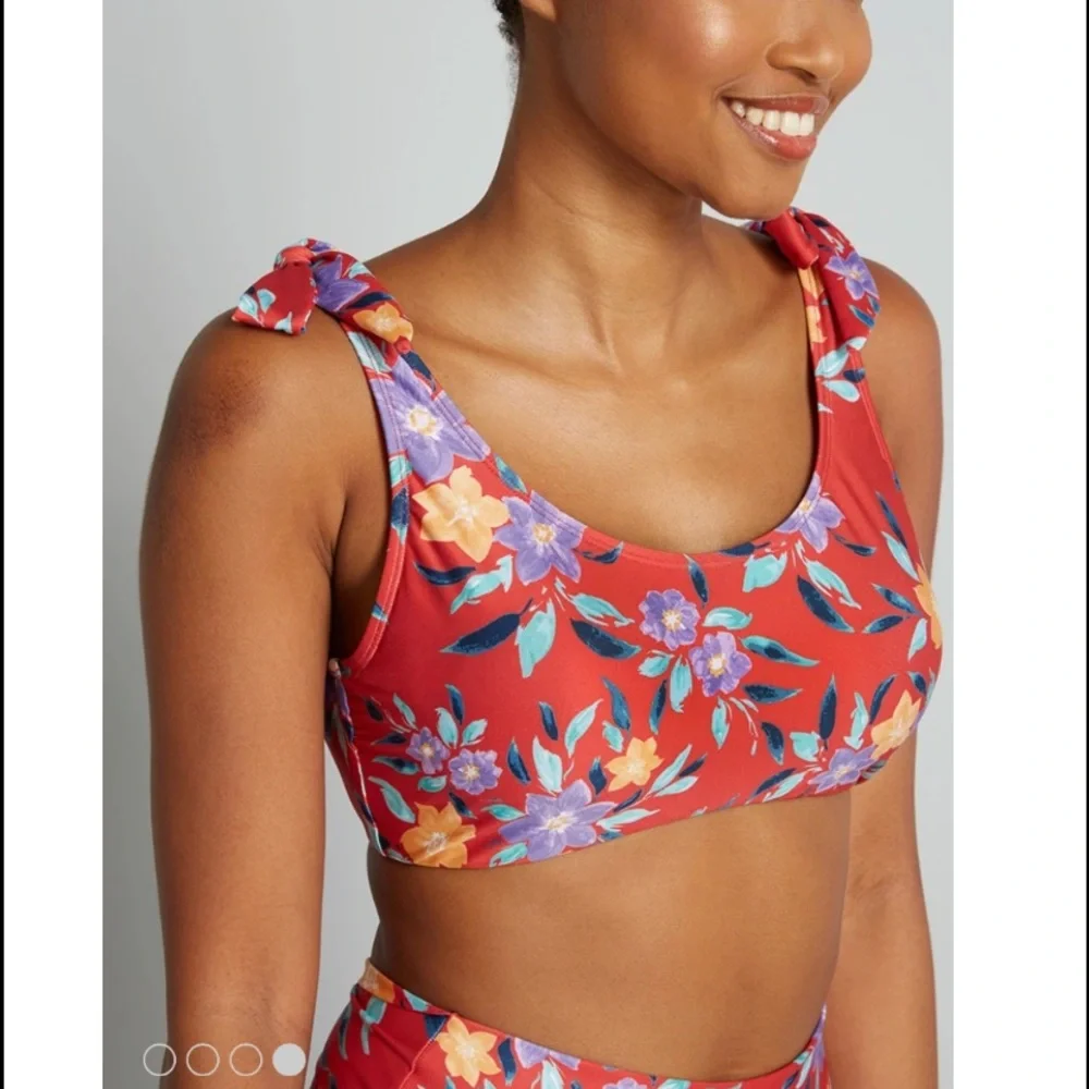 NWOT ModCloth The Tanya Crop Bikini Top and The Clarice High-Waisted‎ Bottom